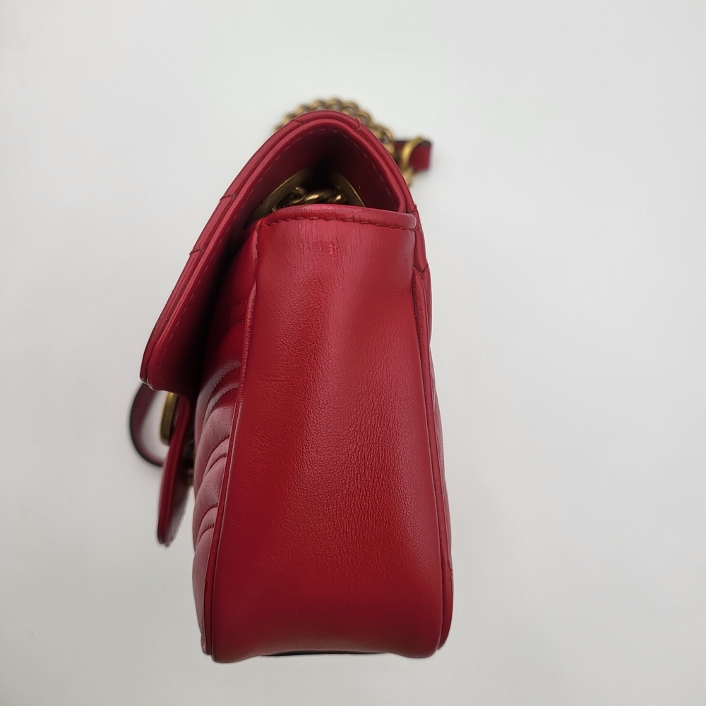 Gucci GG Marmont Mini Flap Bag Matelasse Chevron Leather.. Authentic.. w/COA.. - Picture 5 of 16